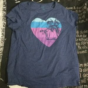 Old Navy t shirt